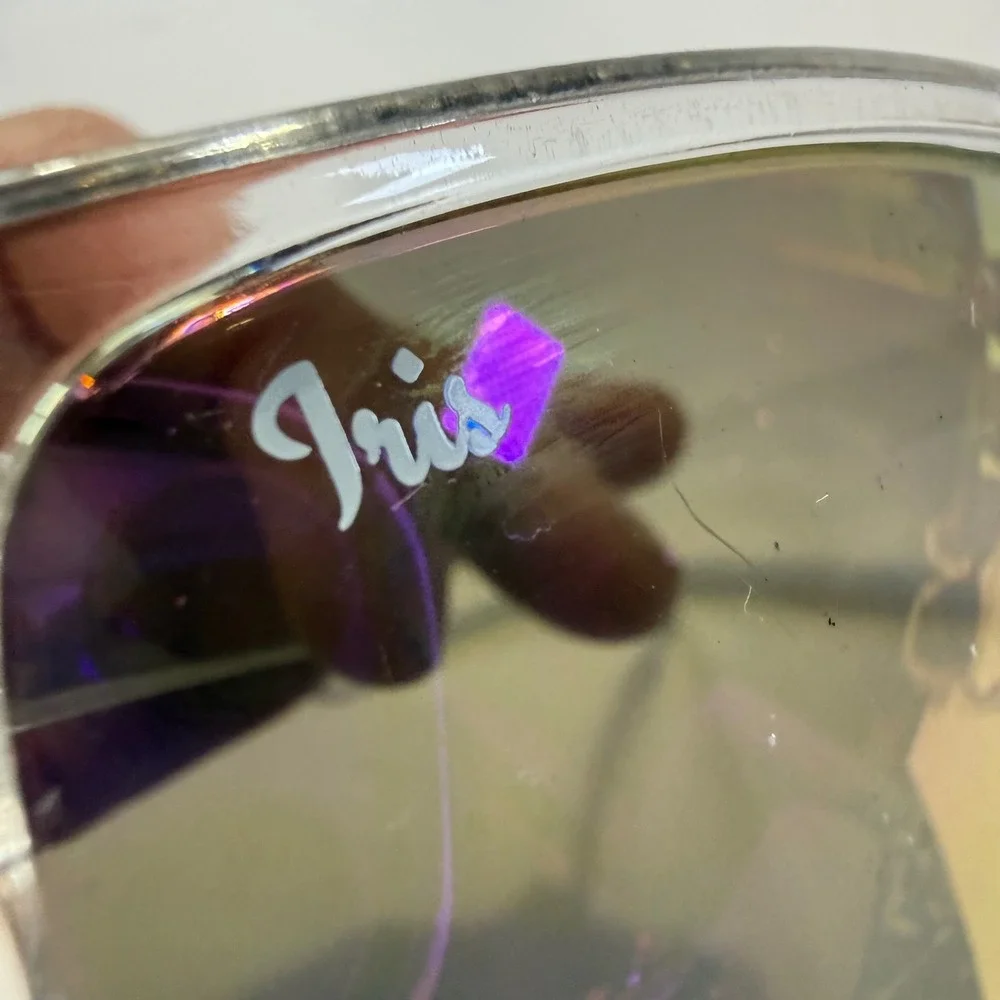 iris sunglasses pair